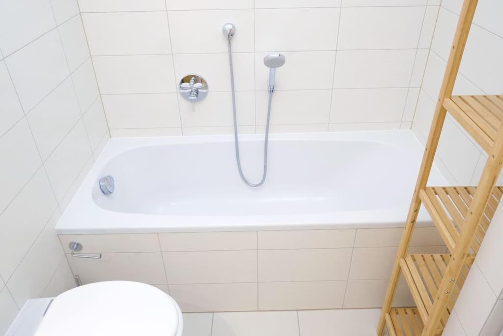 Apartment Lauben - Alpstay Мерано Экстерьер фото